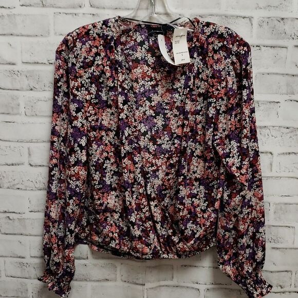 Sanctuary top   - Picture 1 of 4